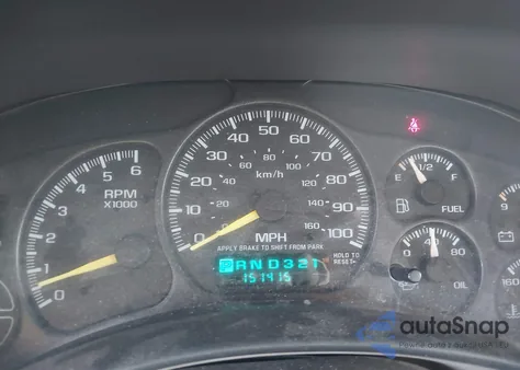 2000 Chevrolet Silverado 1500 Ls z USA, uszkodzony, nr VIN 2GCEK19T4Y1271307